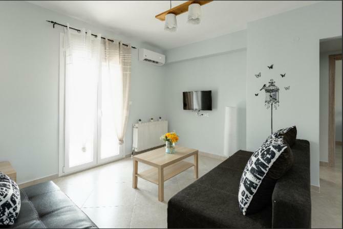 Bright Spacious Two-Bedroom Apartment Selanik Dış mekan fotoğraf